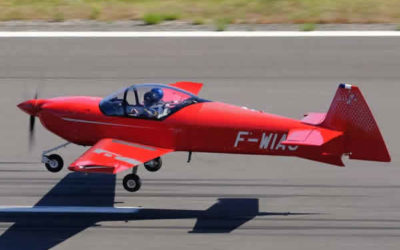 Pièces en ULTEM9085 pour des avions biplaces